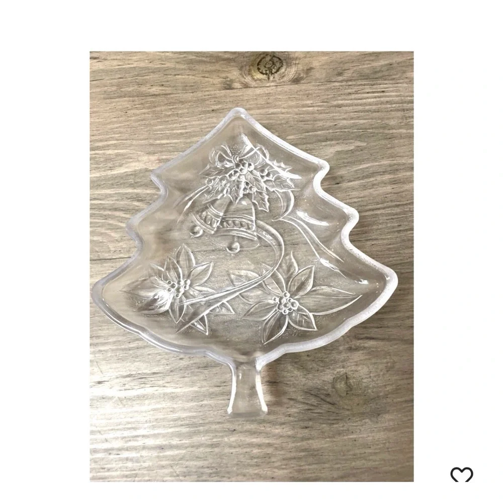 Vintage Etched Christmas Tree Holiday Dish Clear with Bells & Poinsettias EUC